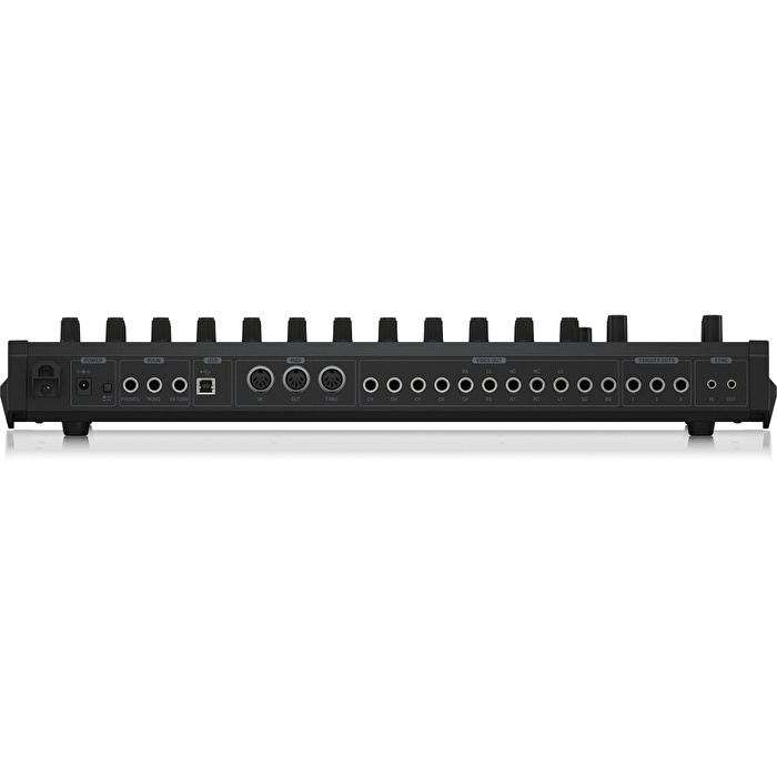 BEHRINGER Çift Mod Filtreli Klasik Analog Davul Makinesi